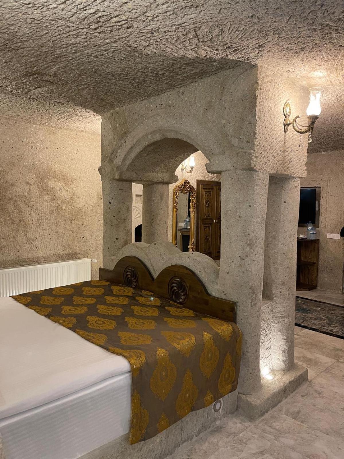 Cappadocia Empire Cave Hotel Гьореме Екстериор снимка