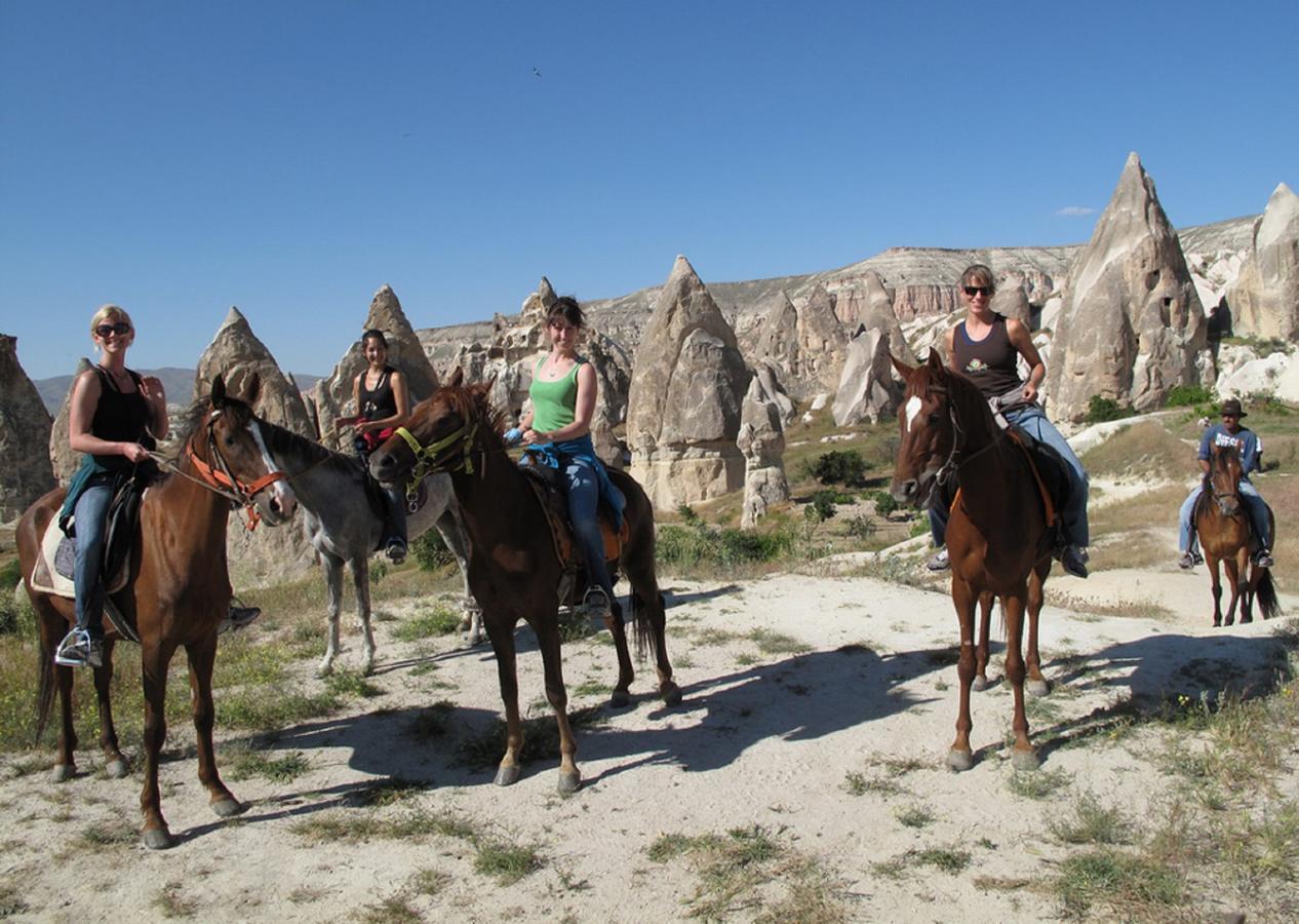Cappadocia Empire Cave Hotel Гьореме Екстериор снимка