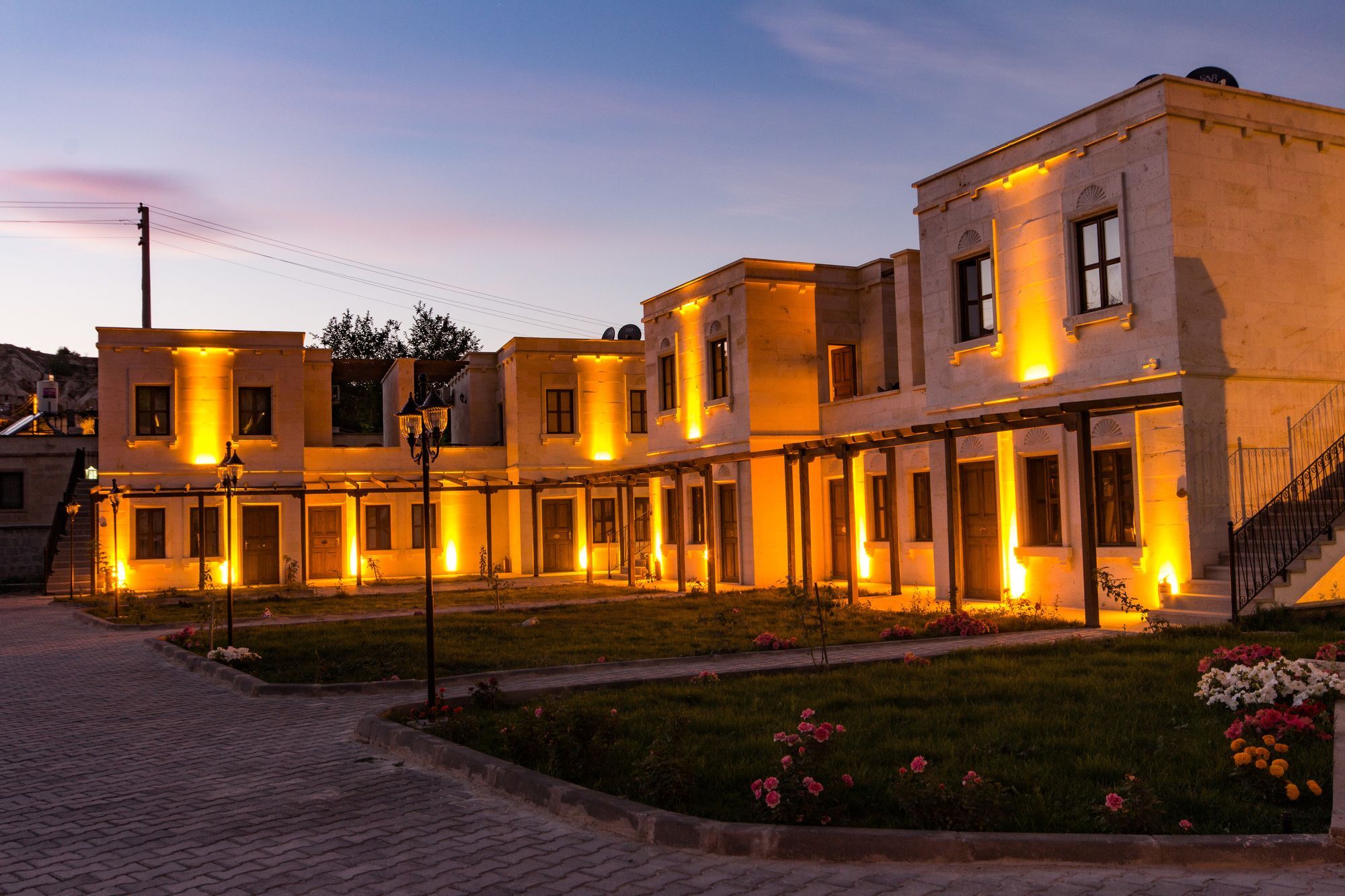 Cappadocia Empire Cave Hotel Гьореме Екстериор снимка